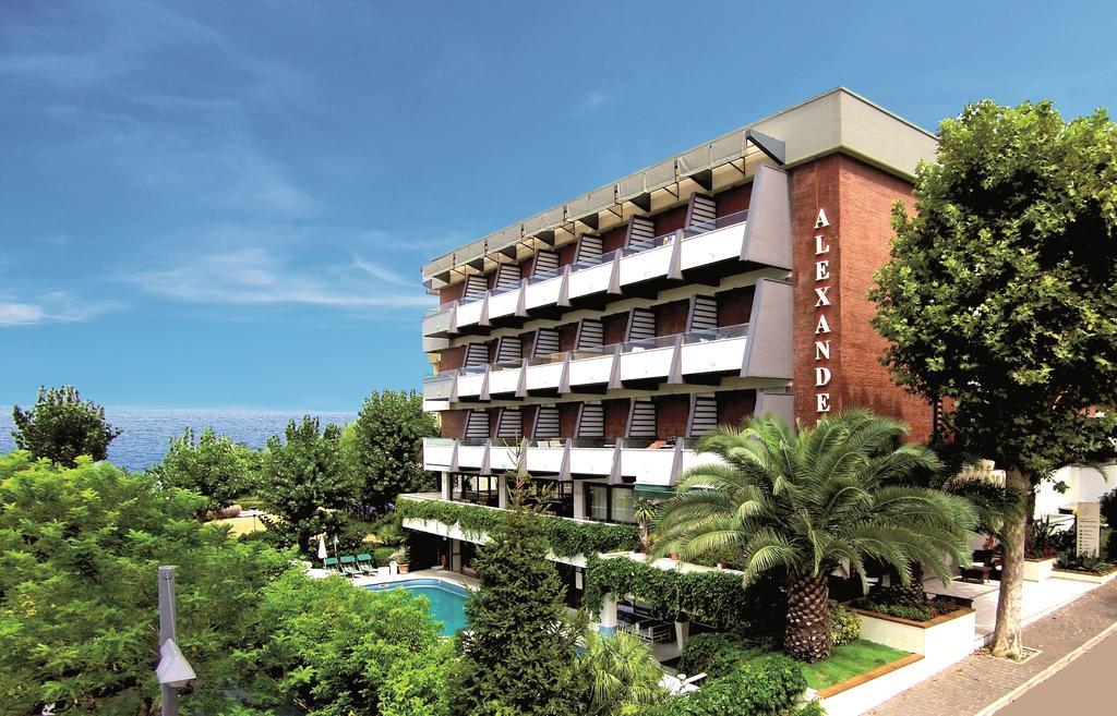 Hotel Alexander กาบิชเชมาเร ภายนอก รูปภาพ