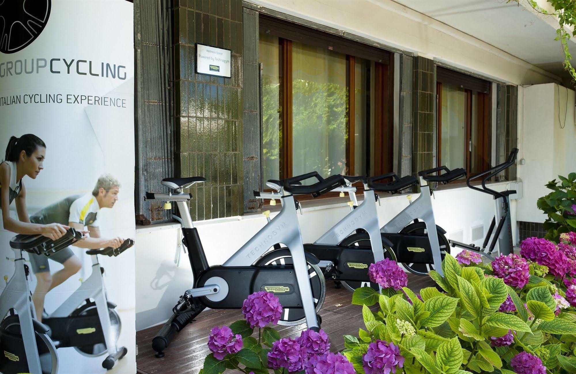 Hotel Alexander กาบิชเชมาเร ภายนอก รูปภาพ