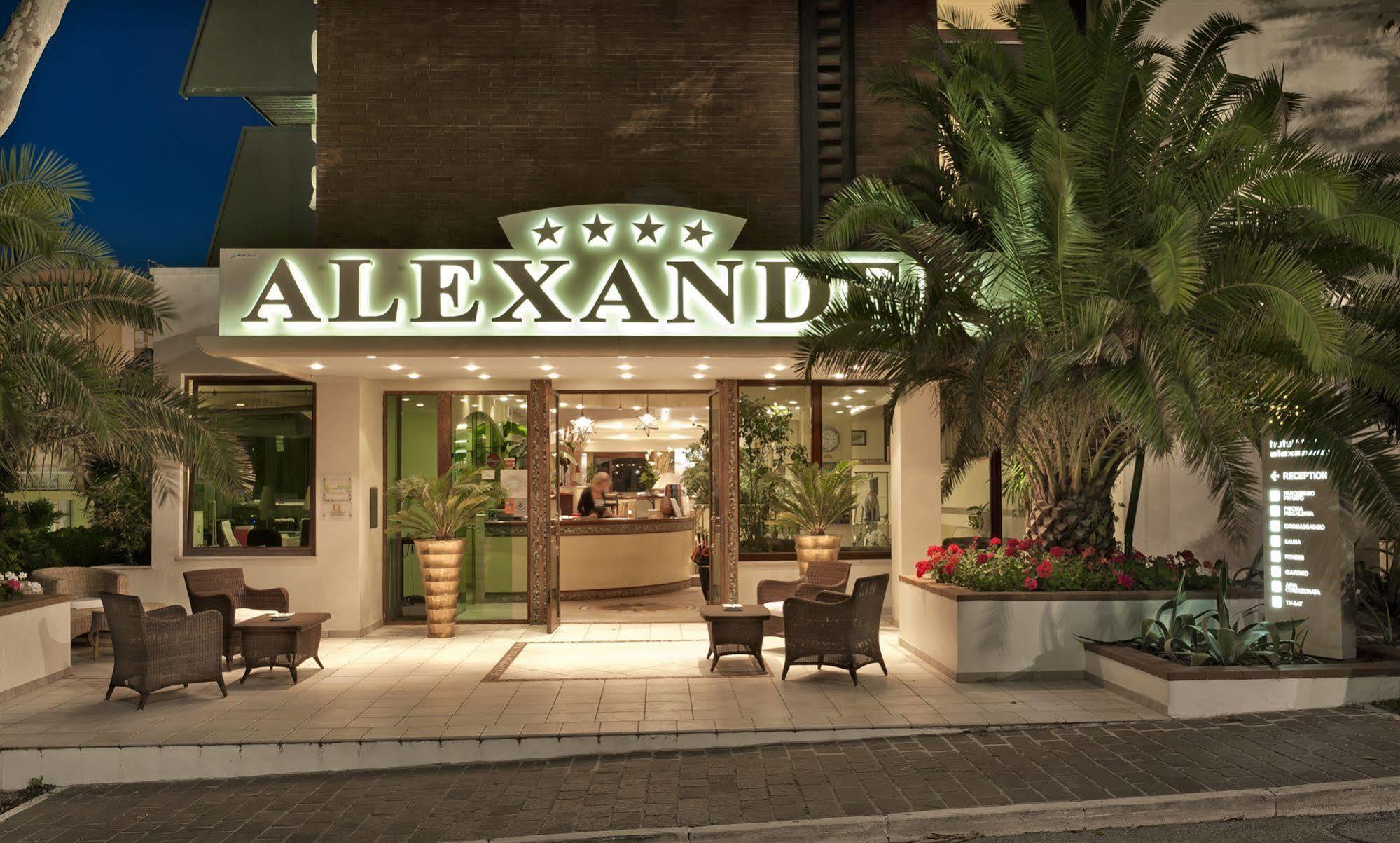 Hotel Alexander กาบิชเชมาเร ภายนอก รูปภาพ